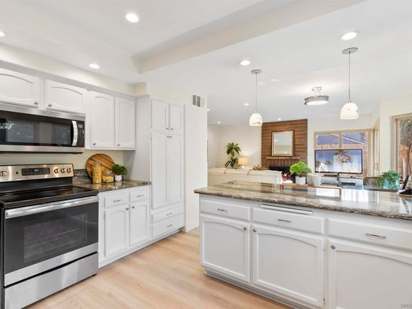 9720 Graceland Way, San Diego CA 92129