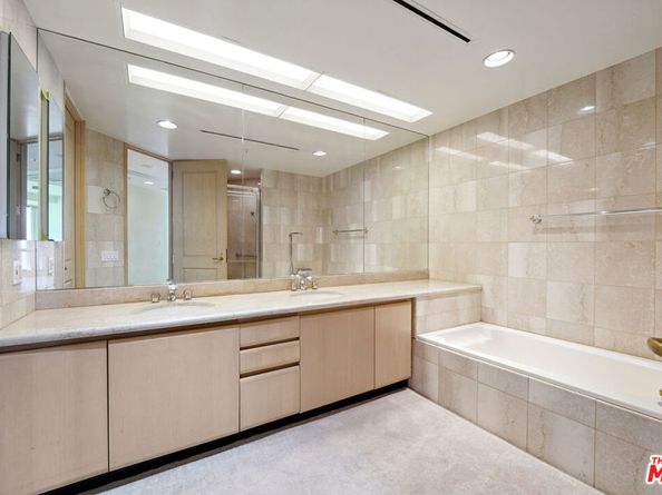 10490 Wilshire Boulevard 1402, Los Angeles CA 90024