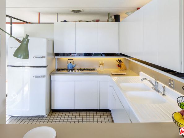 1811 Bel Air Road, Los Angeles CA 90077