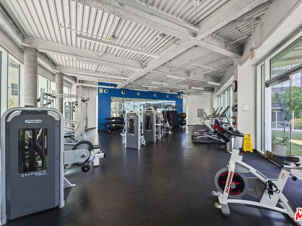 901 S Flower Street 700, Los Angeles CA 90015