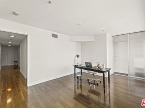 901 S Flower Street 700, Los Angeles CA 90015