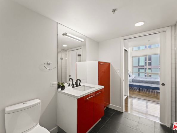 901 S Flower Street 700, Los Angeles CA 90015