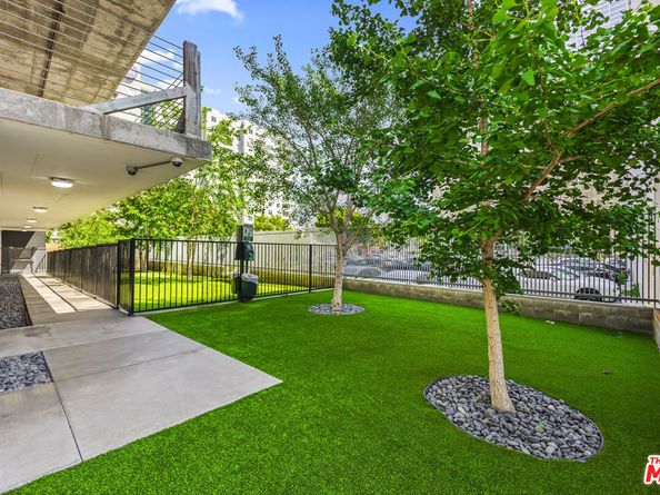 901 S Flower Street 700, Los Angeles CA 90015