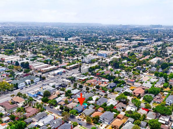 3973 Coolidge Avenue, Los Angeles CA 90066