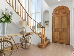 905 Berkeley Street, Santa Monica CA 90403
