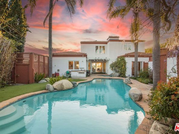 905 Berkeley Street, Santa Monica CA 90403