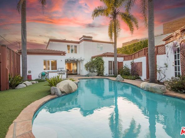 905 Berkeley Street, Santa Monica CA 90403