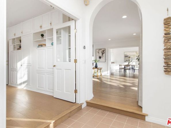 905 Berkeley Street, Santa Monica CA 90403