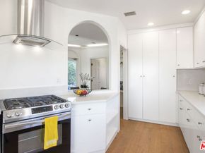 905 Berkeley Street, Santa Monica CA 90403