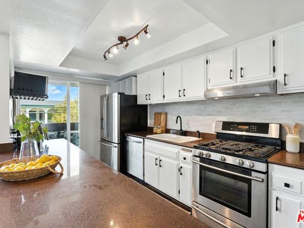 12602 Pacific Avenue 5, Los Angeles CA 90066