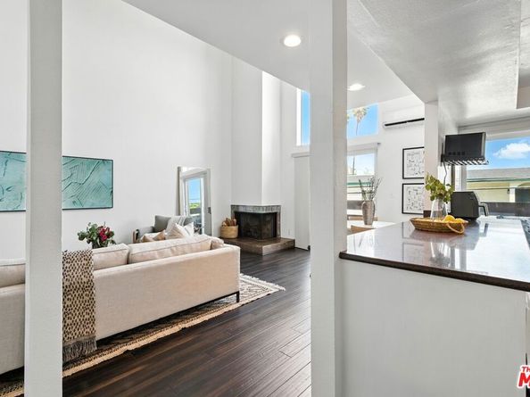 12602 Pacific Avenue 5, Los Angeles CA 90066