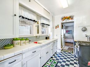 1421 S Ridgeley Drive, Los Angeles CA 90019