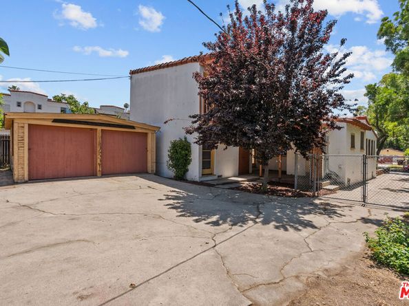1153 Ruberta Avenue, Glendale CA 91201