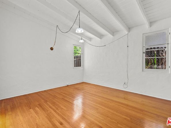 1153 Ruberta Avenue, Glendale CA 91201