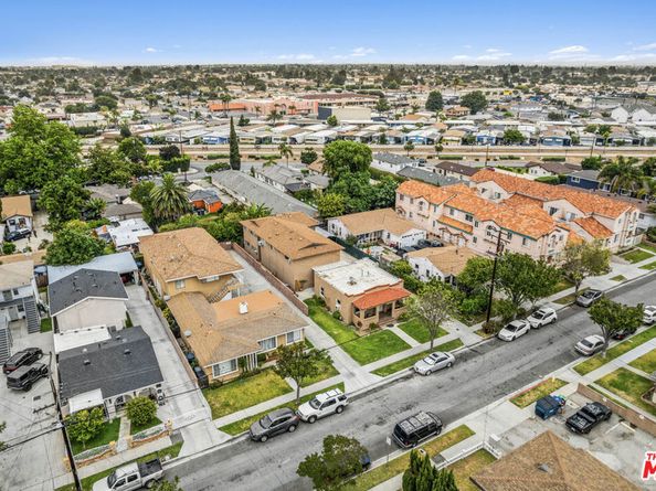 9527 Los Angeles Street, Bellflower CA 90706