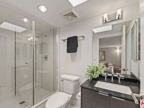 600 S Ridgeley Drive PH11, Los Angeles CA 90036