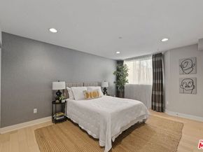 600 S Ridgeley Drive PH11, Los Angeles CA 90036