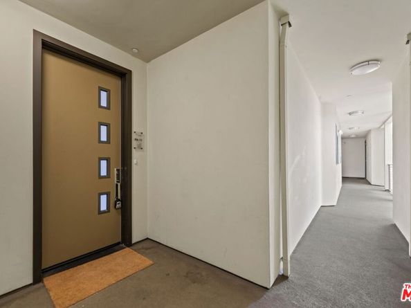 600 S Ridgeley Drive PH11, Los Angeles CA 90036