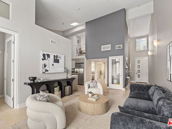 600 S Ridgeley Drive PH11, Los Angeles CA 90036