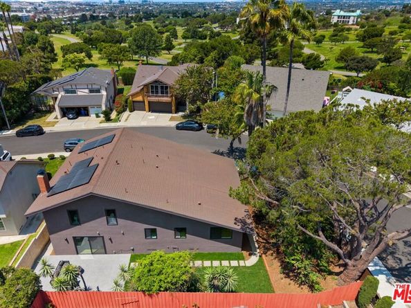 5432 Marjan Avenue, Los Angeles CA 90056