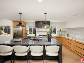5432 Marjan Avenue, Los Angeles CA 90056