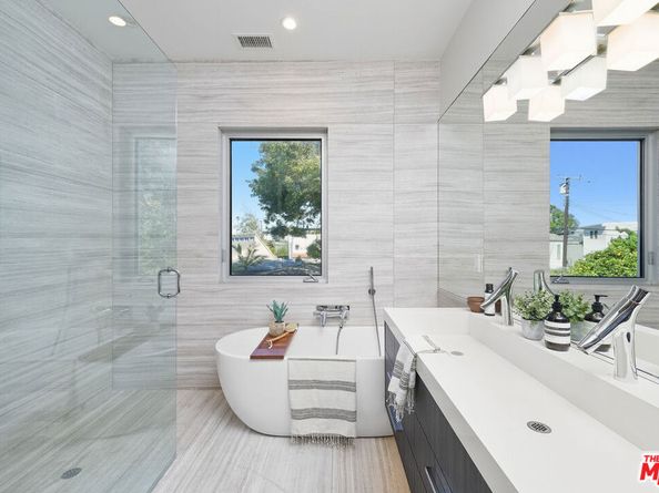 653 Oxford Ave, Venice CA 90291