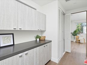 653 Oxford Ave, Venice CA 90291