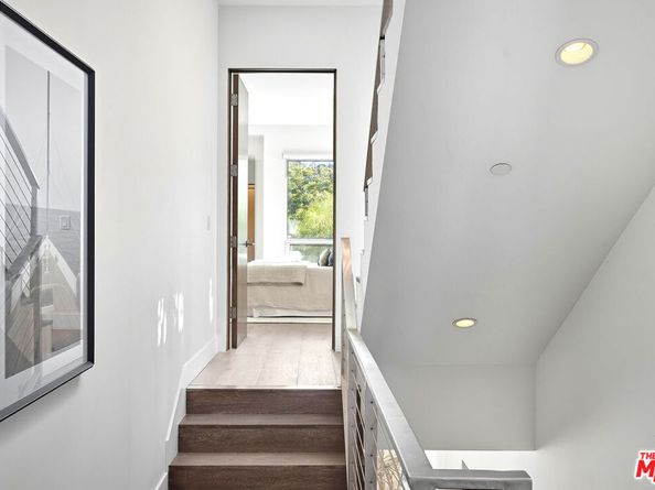 653 Oxford Ave, Venice CA 90291