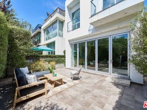 653 Oxford Ave, Venice CA 90291