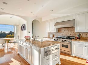 1260 St Ives Place, Los Angeles CA 90069