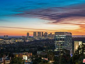 1260 St Ives Place, Los Angeles CA 90069