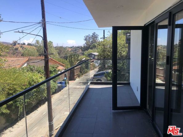 6900 Treasure Trail, Los Angeles CA 90068
