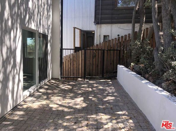 6900 Treasure Trail, Los Angeles CA 90068