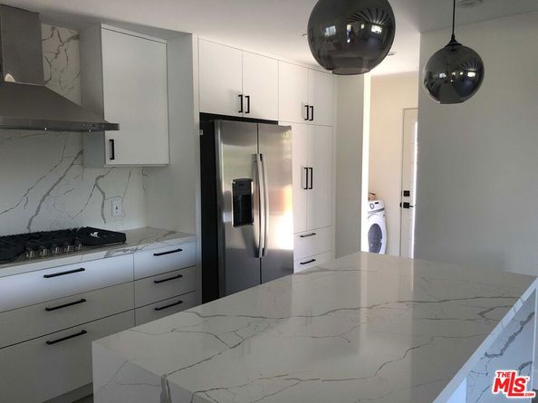 6900 Treasure Trail, Los Angeles CA 90068
