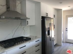 6900 Treasure Trail, Los Angeles CA 90068