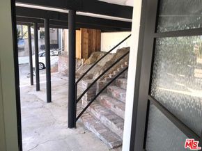 6900 Treasure Trail, Los Angeles CA 90068