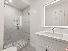 6027 W 76th Street, Los Angeles CA 90045