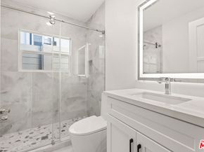 6027 W 76th Street, Los Angeles CA 90045