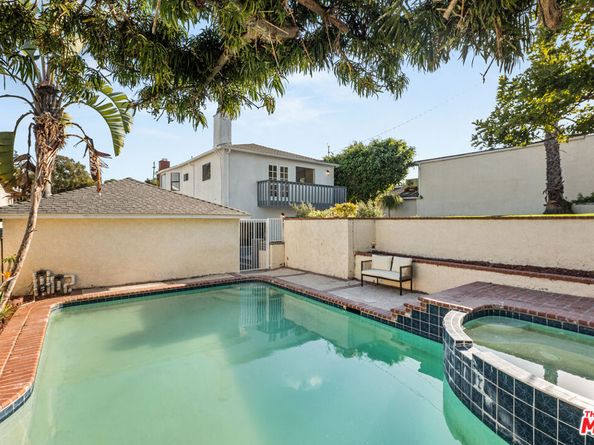 6027 W 76th Street, Los Angeles CA 90045