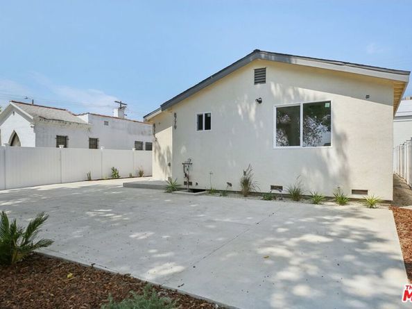 8779 S Hobart Boulevard, Los Angeles CA 90047