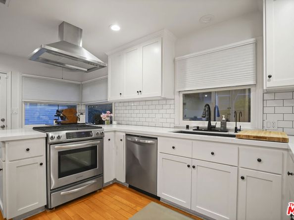 4546 Allott Avenue, Sherman Oaks CA 91423