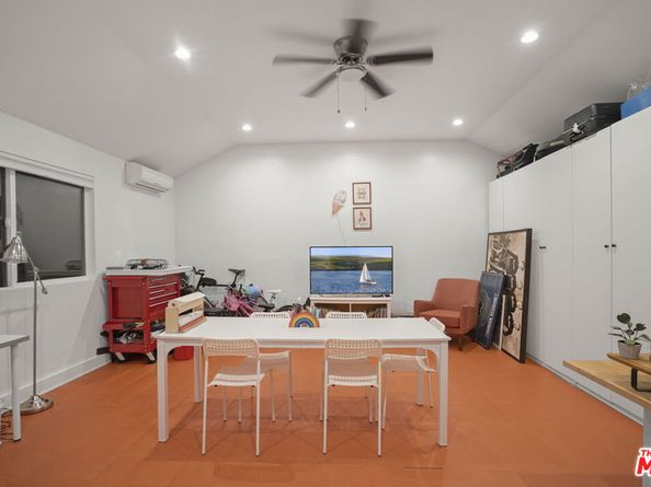 4546 Allott Avenue, Sherman Oaks CA 91423