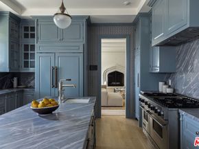 644 Amalfi Drive, Pacific Palisades CA 90272