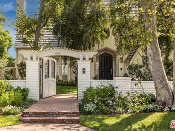 644 Amalfi Drive
