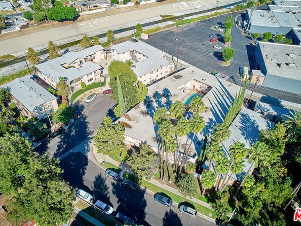 6520 Shirley Avenue 14, Reseda CA 91335