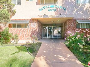 6520 Shirley Avenue 14, Reseda CA 91335