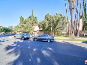 6520 Shirley Avenue 14, Reseda CA 91335