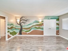 6520 Shirley Avenue 14, Reseda CA 91335