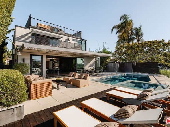 721 Adelaide Place, Santa Monica CA 90402