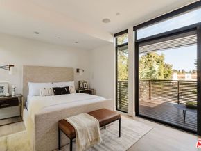 721 Adelaide Place, Santa Monica CA 90402